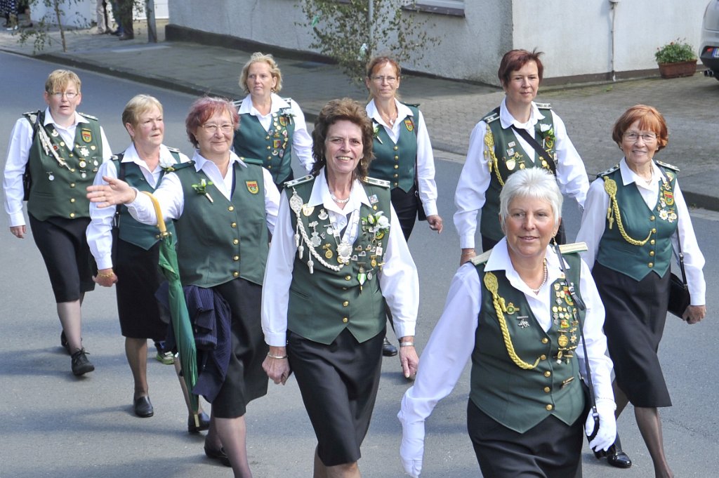 Sonntag - Der Umzug 0210.JPG